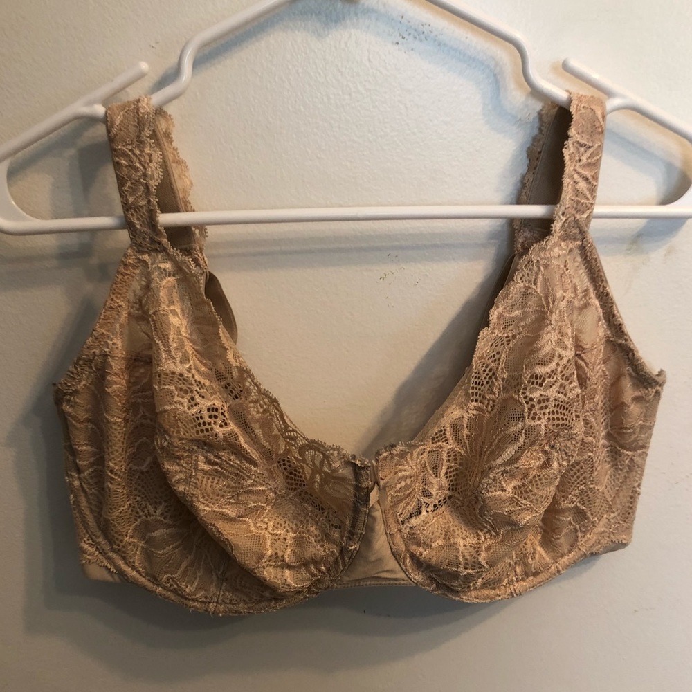 Nude lace unlined bra